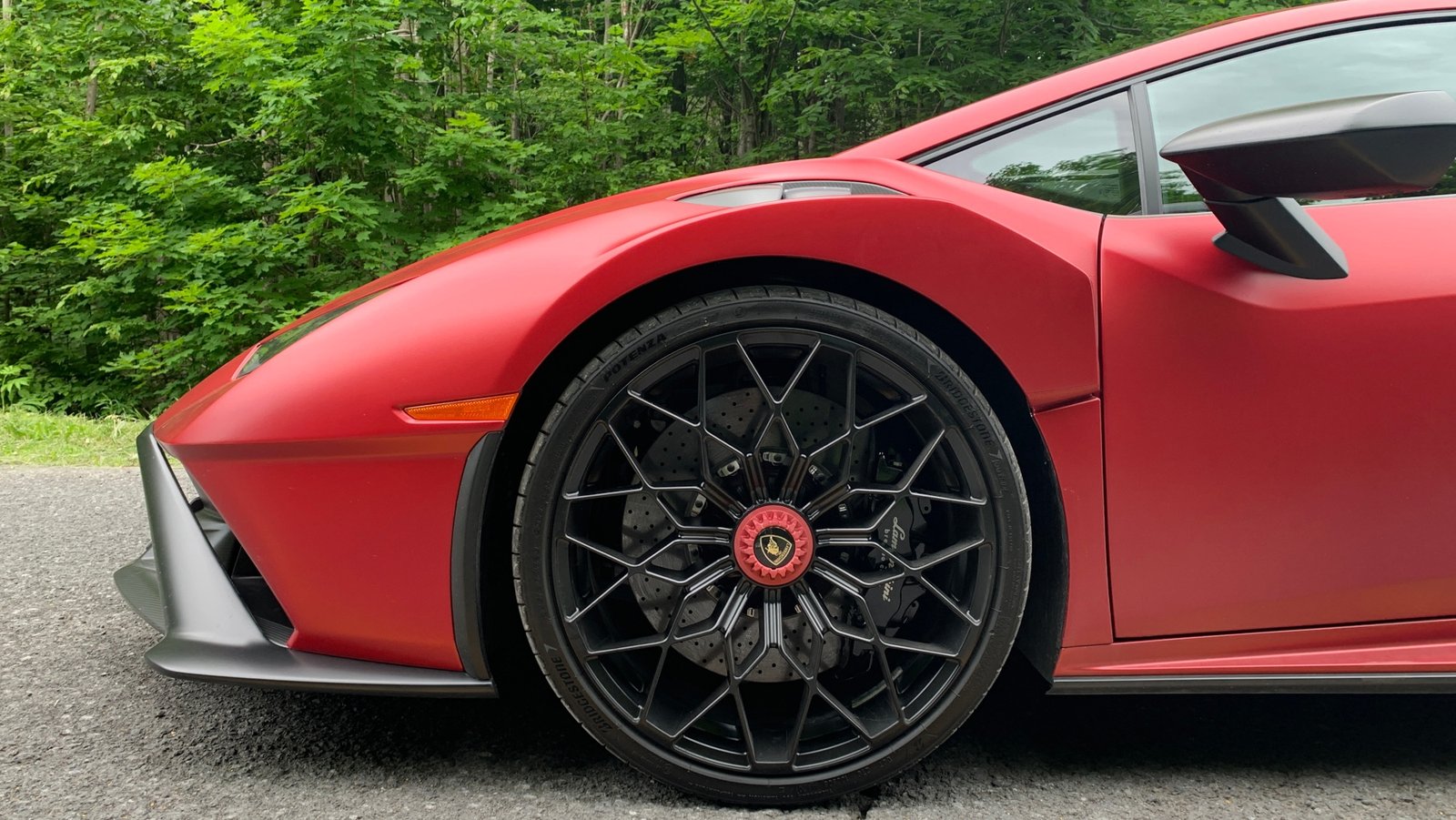 Lamborghini Huracan STO