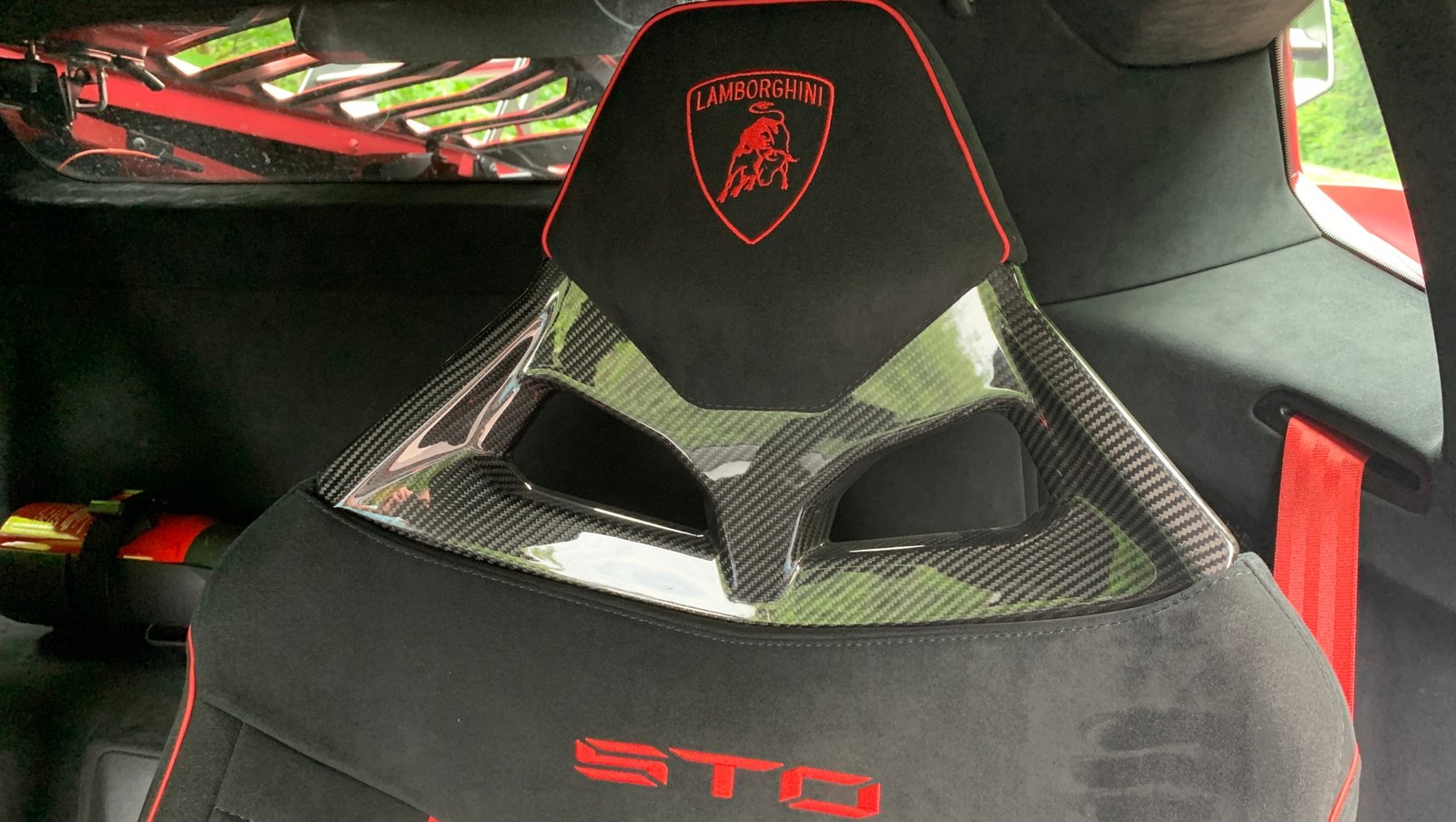 Lamborghini Huracan STO