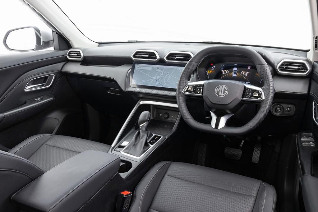 MG ZS 2025 (New Shape)