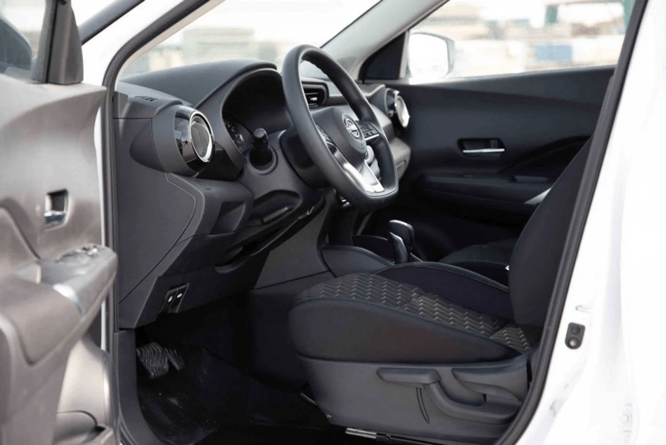 Nissan Kicks Mid Option