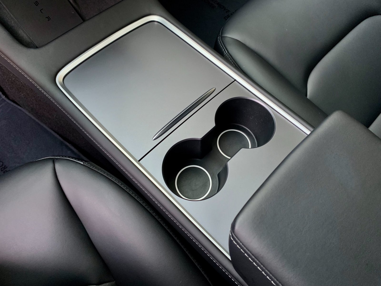 Tesla Model 3 2021-2023