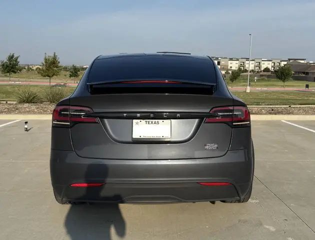 Tesla Model X Plaid